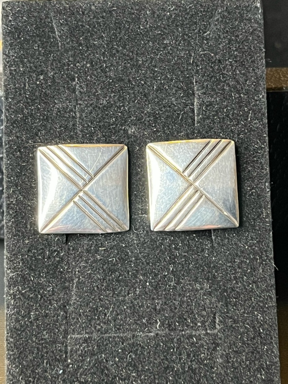 Vintage modernist artisan made sterling silver 925 clip on earrings